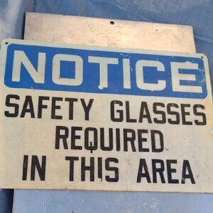 Notice Safety Glasses Sign